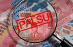 mengenali uang palsu e1514636935212a 640x364 1